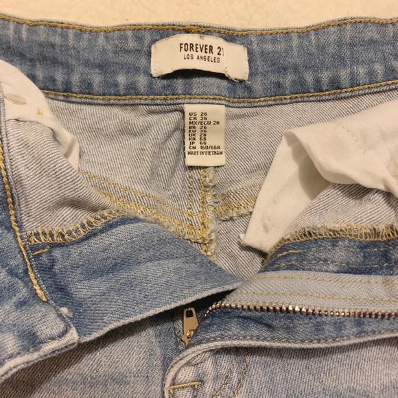 FOREVER 21 Festival denim shorts size 26 - Picture 4 of 5